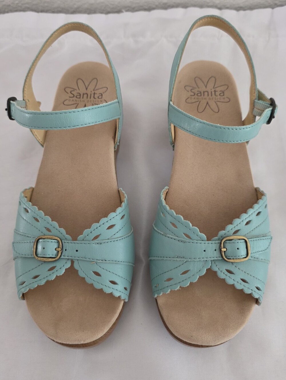 Sanita Auqua Robin's Egg Blue Scalloped Leather Clog Sandals Size 39